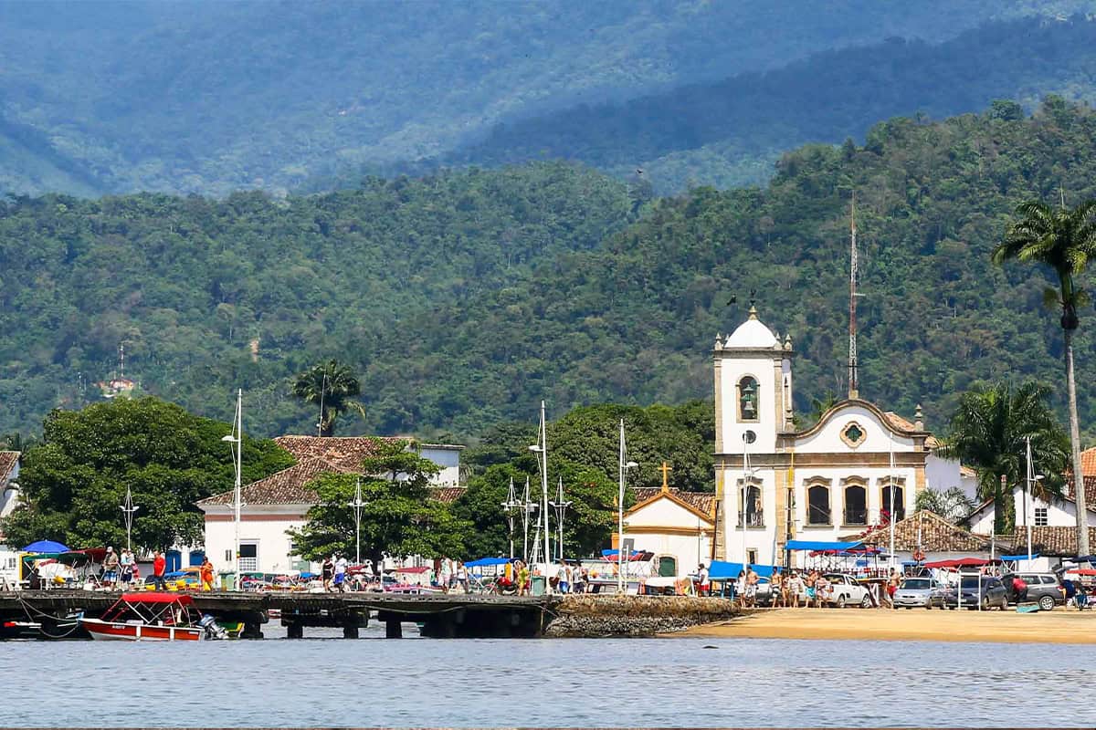 Abril em Paraty: outono leve e cidade mais tranquila